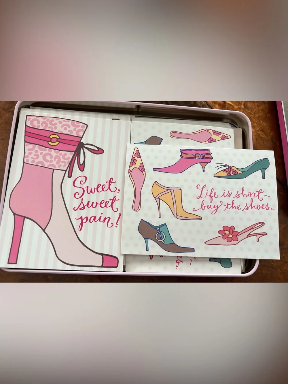 Card stationary with Shoe theme